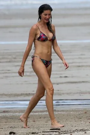 Gisele Bndchen OnlyFans Leaked Free Thumbnail Picture - #dSxrb3J1o7