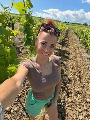 Giulia Snz OnlyFans Leaked Free Thumbnail Picture - #IIHnD1a1TO