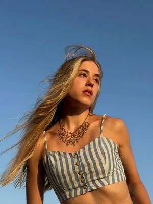 Giuliarachelem OnlyFans Leaked Free Thumbnail Picture - #4MUniSH5jr