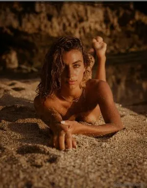 Giyanca Thumbnail Picture