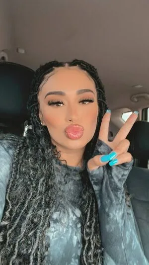 Glamariz OnlyFans Leaked Free Thumbnail Picture - #9T5vNFpsb2