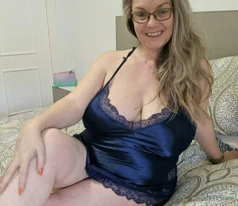 Glamgran56 OnlyFans Leaked Free Thumbnail Picture - #mcnd9ukbdm