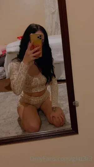 Glitt3r3 OnlyFans Leaked Free Thumbnail Picture - #IOjIZAgoxP