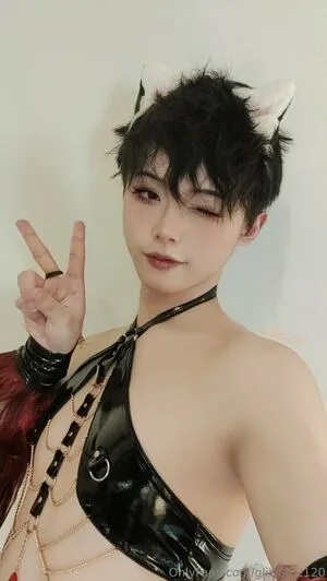Glitter OnlyFans Leaked Free Thumbnail Picture - #LWnCDM9Bkk