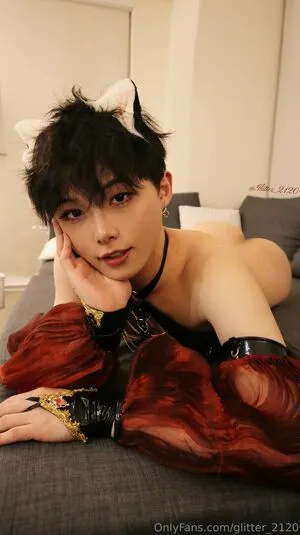 Glitter OnlyFans Leaked Free Thumbnail Picture - #XdaUmKveHk