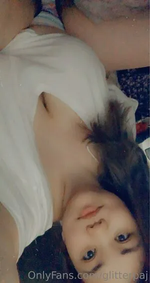Glitterpaj Thumbnail Picture