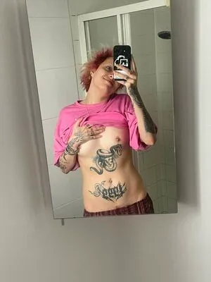 Glitterqueen99 OnlyFans Leaked Free Thumbnail Picture - #Bc29FuHdLt
