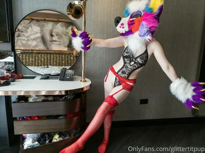 Glittertitpup OnlyFans Leaked Free Thumbnail Picture - #tdQ2roXoxW