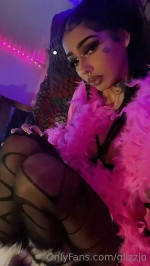 Glizzjo OnlyFans Leaked Free Thumbnail Picture - #tmkNzO1g02