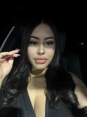 Glodrina OnlyFans Leaked Free Thumbnail Picture - #ItT2ORCglG