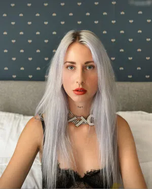 Goddess Riley Thumbnail Picture