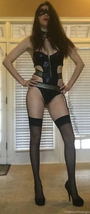 Goddess Tickle Thumbnail Picture