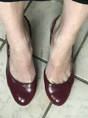 Goddess Tickle OnlyFans Leaked Free Thumbnail Picture - #LcsOCYakBe