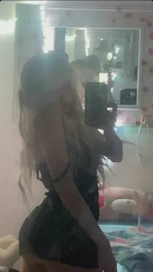 Goddesseve Thumbnail Picture