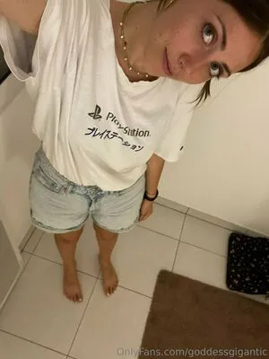 Goddessgigantic OnlyFans Leaked Free Thumbnail Picture - #POALtgBwDd