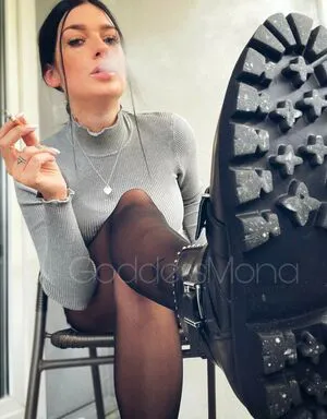 Goddessmona Thumbnail Picture