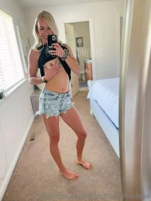 Goodheadmeisha OnlyFans Leaked Free Thumbnail Picture - #g3ERSPUTAd