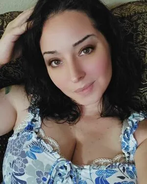 Goth Goddess Thea Thumbnail Picture
