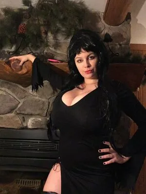 Goth Lilith OnlyFans Leaked Free Thumbnail Picture - #PENMtyvDHL