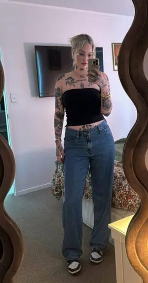 Goth Queen OnlyFans Leaked Free Thumbnail Picture - #8GEdhzAAuF
