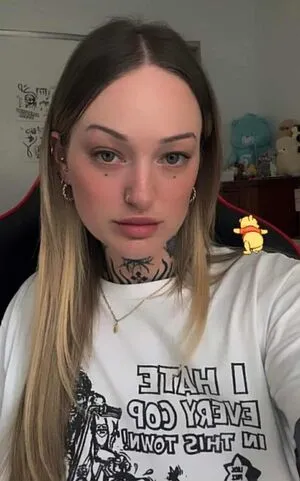 Goth Queen OnlyFans Leaked Free Thumbnail Picture - #IdONxieVI9