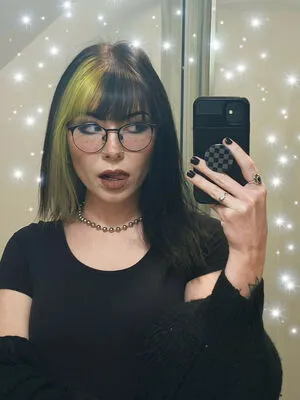 Gothsconsin OnlyFans Leaked Free Thumbnail Picture - #c3yIGvp4oY