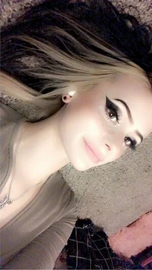 Gr4v3y4rdkandi3 OnlyFans Leaked Free Thumbnail Picture - #8Xx4s38ApN