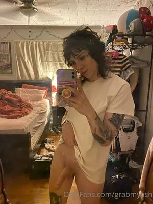Grabmyash Thumbnail Picture