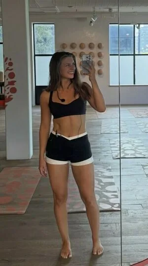 Grace Fahey OnlyFans Leaked Free Thumbnail Picture - #8Hy34LAsc9