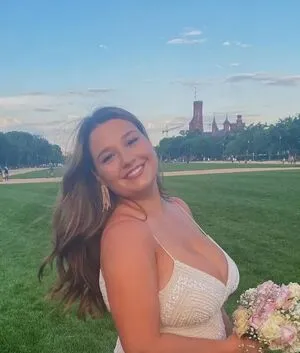 Grace H OnlyFans Leaked Free Thumbnail Picture - #kcpCkK8Grq