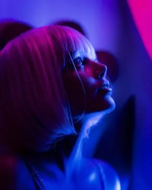 Grace Van Dien Profile Thumbnail