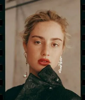 Grace Van Patten OnlyFans Leaked Free Thumbnail Picture - #faCF1j5NpW
