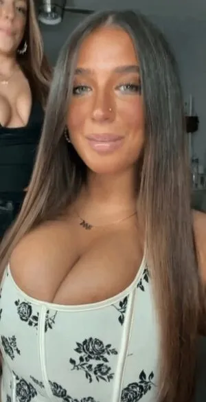 Grace Young OnlyFans Leaked Free Thumbnail Picture - #HJHjN3gdds