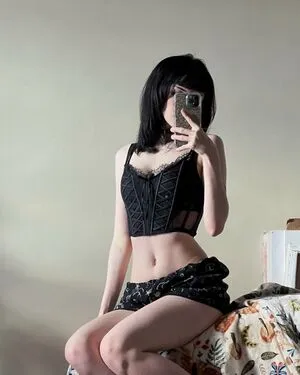 Graveghostie Thumbnail Picture