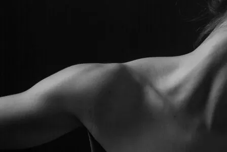 Gray Scale OnlyFans Leaked Free Thumbnail Picture - #jWdb2888g9