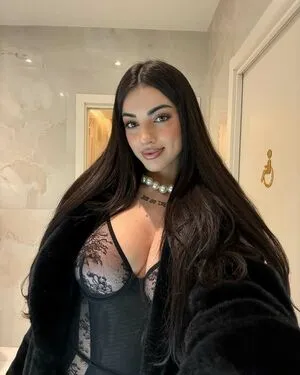 Greta Jasmin El Moktadi Thumbnail Picture