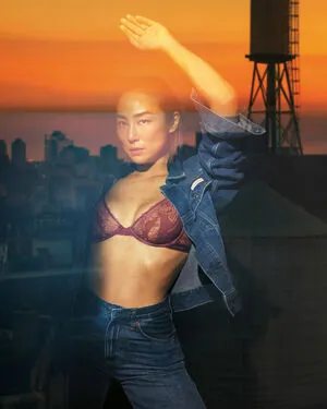 Greta Lee OnlyFans Leaked Free Thumbnail Picture - #evSwLs9agk