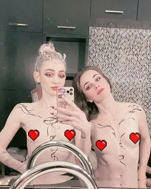 Grimes OnlyFans Leaked Free Thumbnail Picture - #FZUiMQD22R