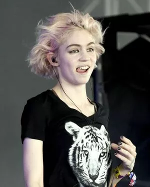 Grimes OnlyFans Leaked Free Thumbnail Picture - #FnaUVWgMjB