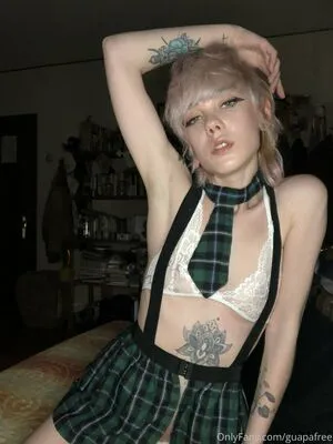 Guapafree OnlyFans Leaked Free Thumbnail Picture - #aiQYDLpNeL