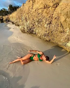 Guusje Thumbnail Picture