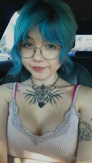 Gwenjiii Thumbnail Picture