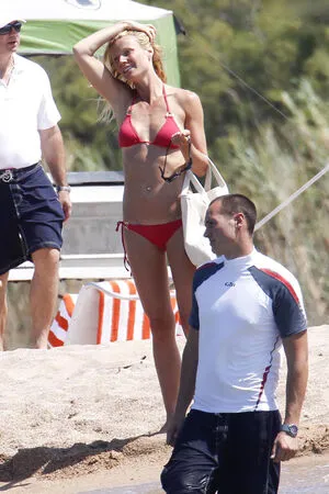 Gwyneth Paltrow OnlyFans Leaked Free Thumbnail Picture - #2dvysUf0Py