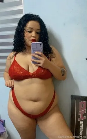 H0ttiecurvy Thumbnail Picture