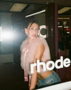 Hailey Baldwin Bieber OnlyFans Leaked Free Thumbnail Picture - #S33OZ7q3ZX