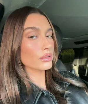 Hailey Baldwin Bieber OnlyFans Leaked Free Thumbnail Picture - #sd5bvpb2as