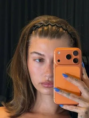 Hailey Baldwin Bieber OnlyFans Leaked Free Thumbnail Picture - #sdOBcX5UMg