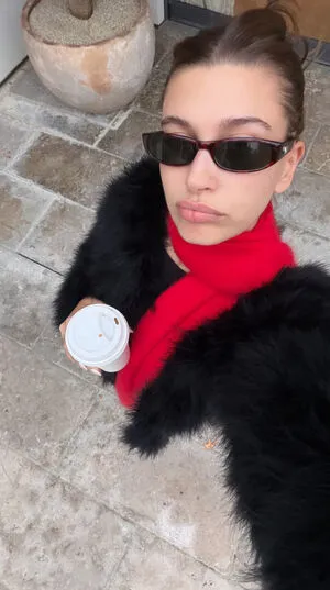 Hailey Baldwin OnlyFans Leaked Free Thumbnail Picture - #21c7pFVMrH