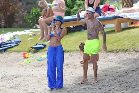 Hailey Bieber OnlyFans Leaked Free Thumbnail Picture - #0UIwEUNYg1