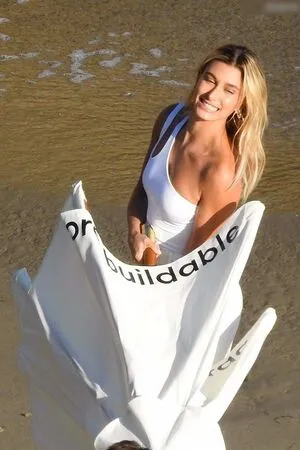 Hailey Bieber OnlyFans Leaked Free Thumbnail Picture - #Mt2VKxHCe2